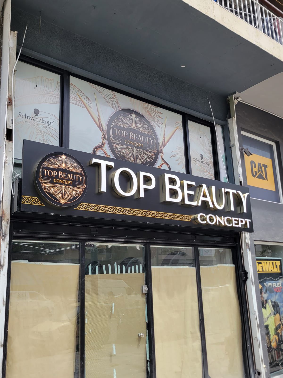 Top Beauty Concept 3D letters with an illuminated logo disc and window graphics
